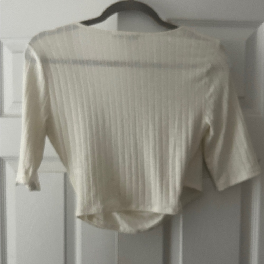 Chic White Ribbed Crop Top - Picture 3 of 3